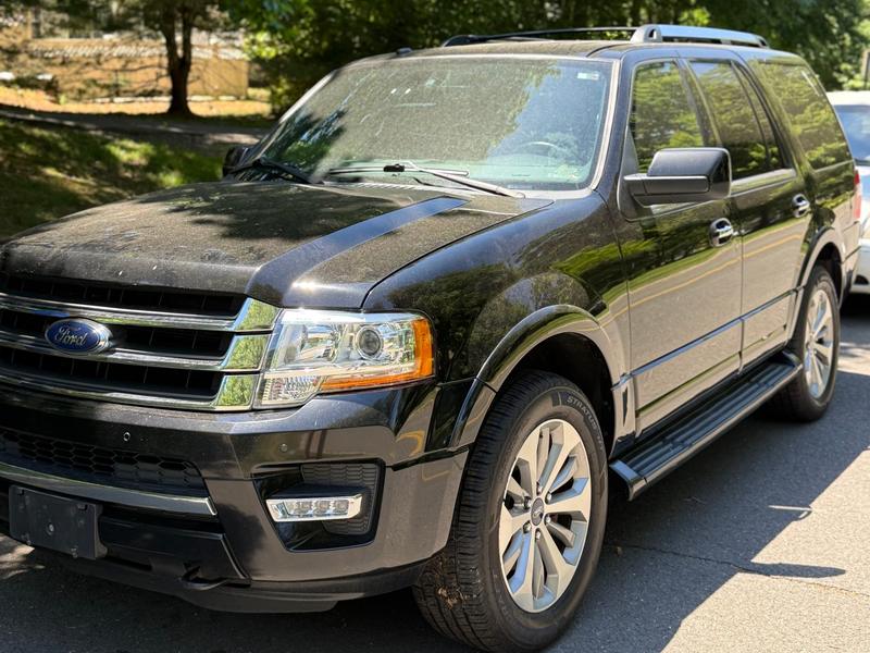 Black Ford Expedition bought by Try Auto Way, car buyer in Princeton NJ
